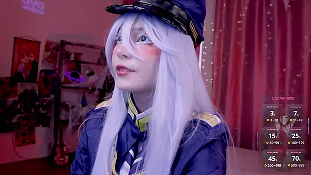 Snapshot of Carolina_Leep chatting on 10-15-25, 12:27 Carolina Leep online show from 10-15-25, 12:27