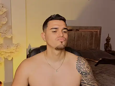 Axel Big cock online show from 07-02-26, 02:22