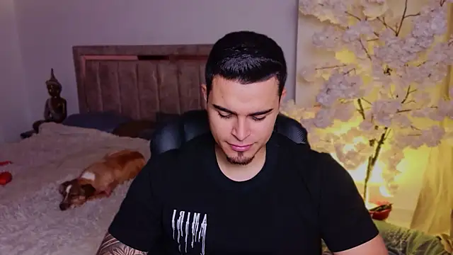 Axel Big cock online show from 07-14-26, 03:22