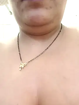 Snapshot of sneha_rose chatting on 12-11-24, 08:18 sneha rose online show from 12-11-24, 08:18