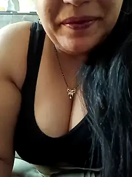 Snapshot of sneha_rose chatting on 01-22-25, 05:37 sneha rose online show from 01-22-25, 05:37