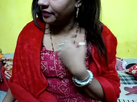 Snapshot of Sexyranibhabhi chatting on 01-09-26, 02:53 Sexyranibhabhi online show from 01-09-26, 02:53