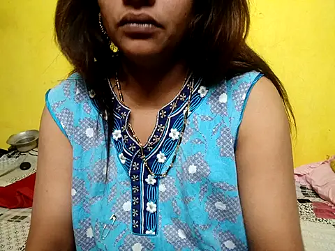 Snapshot of Sexyranibhabhi chatting on 02-06-26, 01:43 Sexyranibhabhi online show from 02-06-26, 01:43