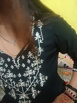 Snapshot of Sexyranibhabhi chatting on 06-16-26, 03:14 Sexyranibhabhi online show from 06-16-26, 03:14