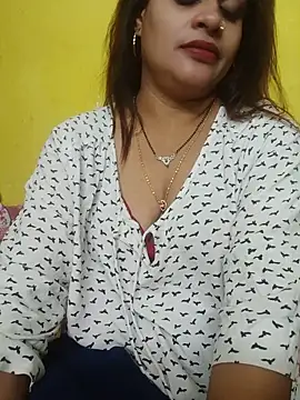 Snapshot of Sexyranibhabhi chatting on 06-22-26, 03:31 Sexyranibhabhi online show from 06-22-26, 03:31
