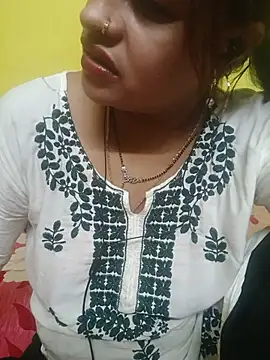 Snapshot of Sexyranibhabhi chatting on 06-24-26, 03:55 Sexyranibhabhi online show from 06-24-26, 03:55