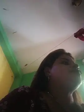 Snapshot of Sexyranibhabhi chatting on 06-27-26, 02:49 Sexyranibhabhi online show from 06-27-26, 02:49