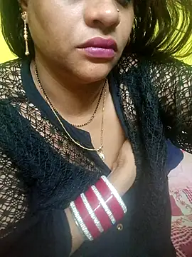 Snapshot of Sexyranibhabhi chatting on 07-22-26, 03:31 Sexyranibhabhi online show from 07-22-26, 03:31