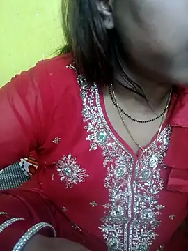 Snapshot of Sexyranibhabhi chatting on 07-23-26, 03:32 Sexyranibhabhi online show from 07-23-26, 03:32