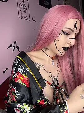 MoonAgnes online show from 01-04-25, 08:48