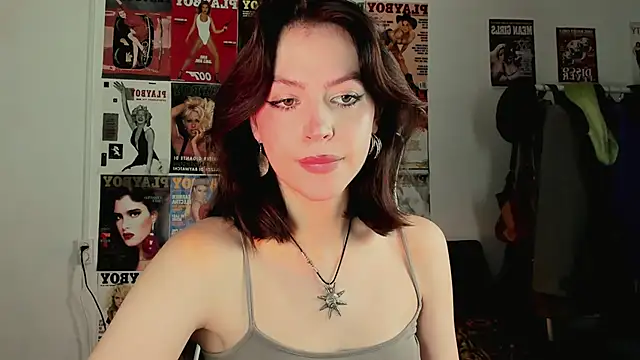 Snapshot of Niky__Jess chatting on 12-03-25, 01:53 Niky Jess online show from 12-03-25, 01:53