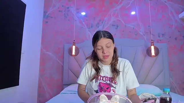 AngelaaCute  online show from 02-27-25, 12:23