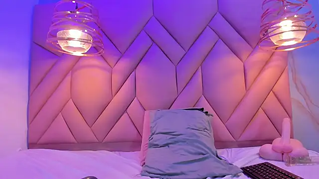 AngelaaCute  online show from 03-09-25, 03:38