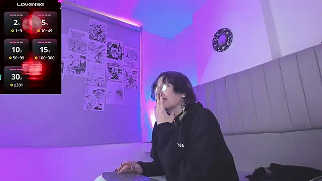 SukiFuyu  online show from 01-21-25, 12:29