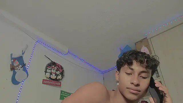 Snapshot of _diegsz_ chatting on 12-11-24, 06:20 diegsz online show from 12-11-24, 06:20