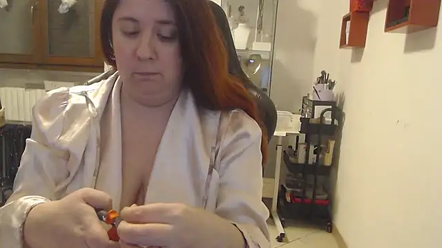 Snapshot of valerysexy chatting on 11-17-25, 09:31 valerysexy online show from 11-17-25, 09:31