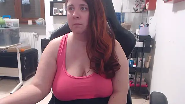 Snapshot of valerysexy chatting on 12-16-25, 10:15 valerysexy online show from 12-16-25, 10:15