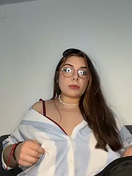 Snapshot of NatyOlson chatting on 07-19-26, 07:28 NatyOlson online show from 07-19-26, 07:28