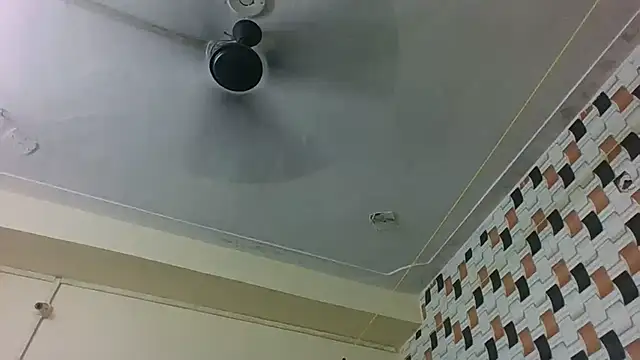Hotmilfxox online show from 07-06-26, 04:42