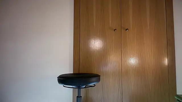 Snapshot of SweetTits26 chatting on 11-18-25, 08:13 SweetTits26 online show from 11-18-25, 08:13