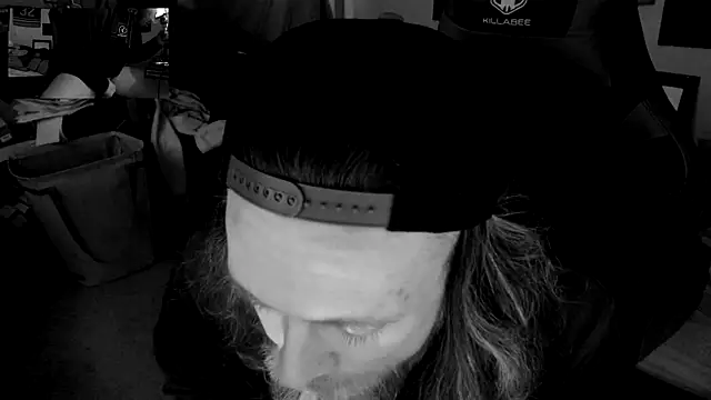 Snapshot of H1gh_Fr3qu3ncy chatting on 12-19-24, 12:01 H1gh Fr3qu3ncy online show from 12-19-24, 12:01