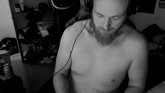 Snapshot of H1gh_Fr3qu3ncy chatting on 01-16-25, 01:47 H1gh Fr3qu3ncy online show from 01-16-25, 01:47