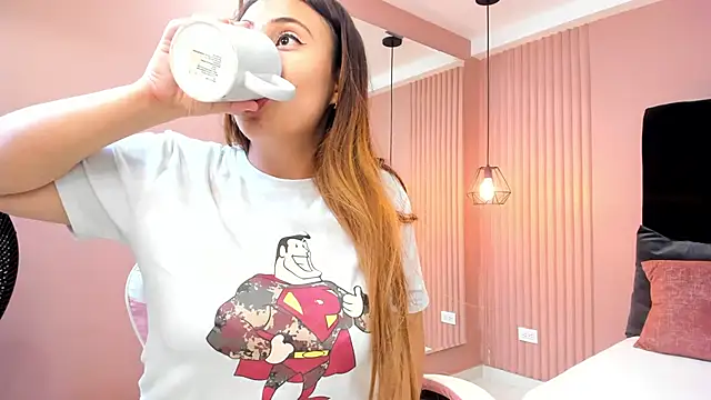 Snapshot of dulce_santamaria chatting on 12-06-24, 12:12 dulce santamaria online show from 12-06-24, 12:12