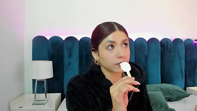 AnnyCherry  online show from 11-14-25, 01:15