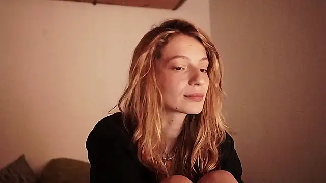 Stephany talks online show from 12-22-24, 01:55