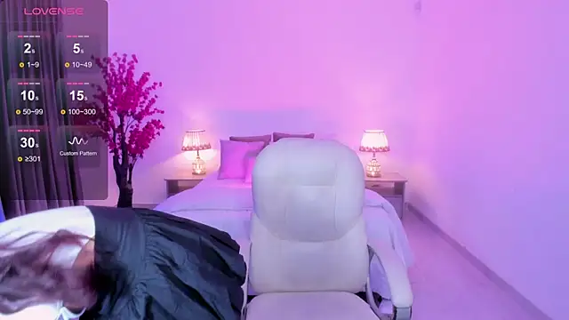 anniie smith online show from 09-20-25, 11:00