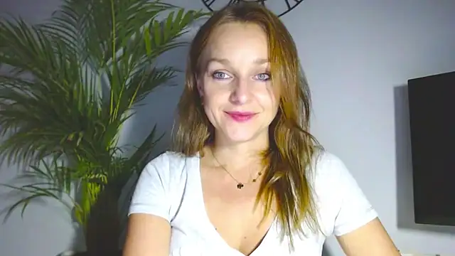 AliciaDesire online show from 11-17-25, 03:29