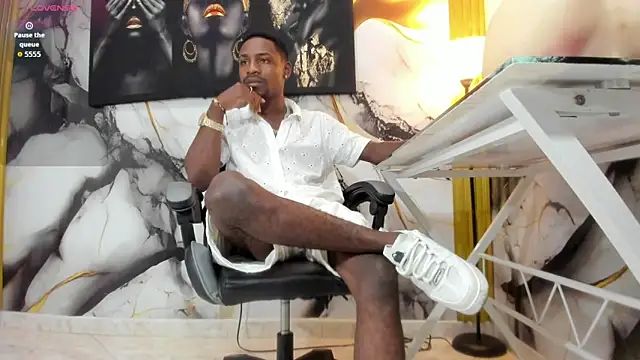 Snapshot of Thomas_shelbys chatting on 12-19-25, 03:35 Thomas shelbys online show from 12-19-25, 03:35