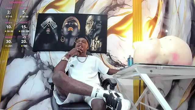 Snapshot of Thomas_shelbys chatting on 12-21-25, 03:46 Thomas shelbys online show from 12-21-25, 03:46