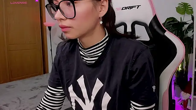 Adriennesexxx online show from 12-16-24, 12:27