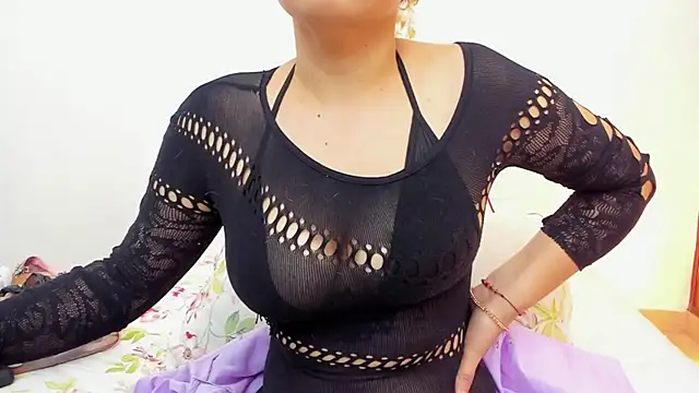Snapshot of Sofia_Walke1 chatting on 10-14-25, 12:33 Sofia Walke1 online show from 10-14-25, 12:33