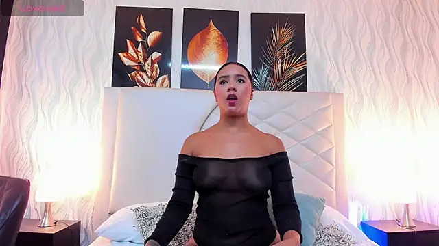 Snapshot of Amberr_Greyy chatting on 01-25-25, 02:25 Amberr Greyy online show from 01-25-25, 02:25