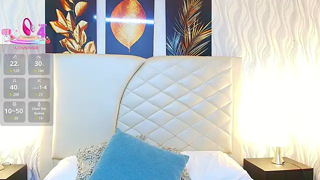 Snapshot of Amberr_Greyy chatting on 10-24-25, 03:52 Amberr Greyy online show from 10-24-25, 03:52