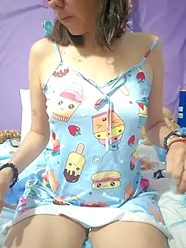 Lunababymylove online show from 06-10-26, 01:17