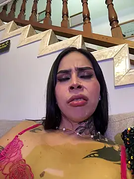 GiahDaniels online show from 05-15-26, 11:01