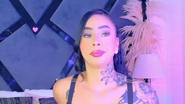 GiahDaniels online show from 06-26-26, 05:06