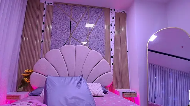 nata luna online show from 04-21-26, 07:17