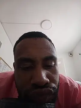 KaelMoreau online show from 10-29-25, 02:30