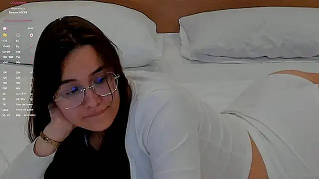  Sweetie  online show from 05-15-26, 04:03