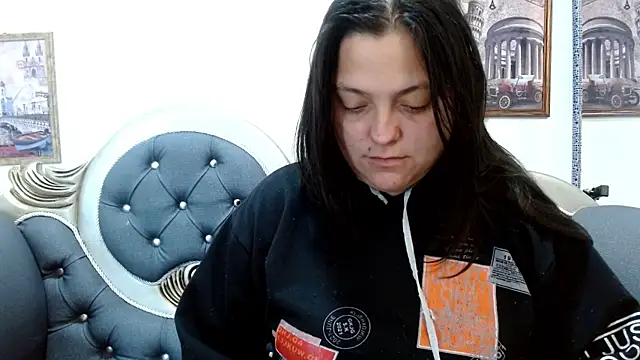 KataleyaStiward online show from 06-19-26, 12:31