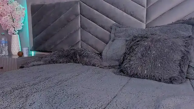 Snapshot of Ary_thompson__ chatting on 12-02-24, 11:18 Ary thompson online show from 12-02-24, 11:18