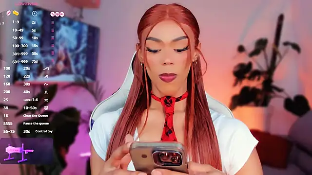  Miss Anna  online show from 12-22-24, 11:31