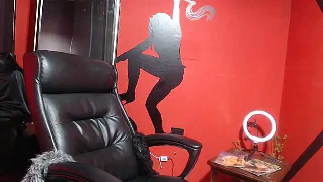 KLOE PIELL online show from 12-02-25, 08:26