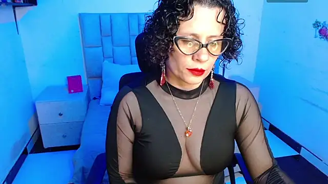 Snapshot of Daneshka_naughty chatting on 10-02-25, 12:39 Daneshka naughty online show from 10-02-25, 12:39