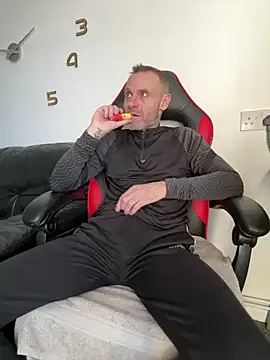 Snapshot of bigkeven4 chatting on 01-07-26, 01:46 bigkeven4 online show from 01-07-26, 01:46