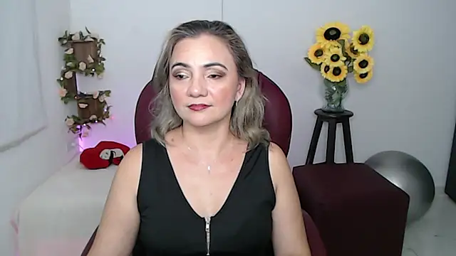 Ghada milf online show from 03-12-26, 11:22